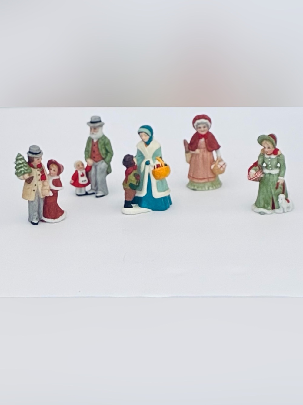 Lefton Colonial Village Figurines Lot Of 5 Vintage Christmas